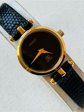 Vintage Gucci 2000L Sherry Stack Women's Watch Gold Black Dial Leather